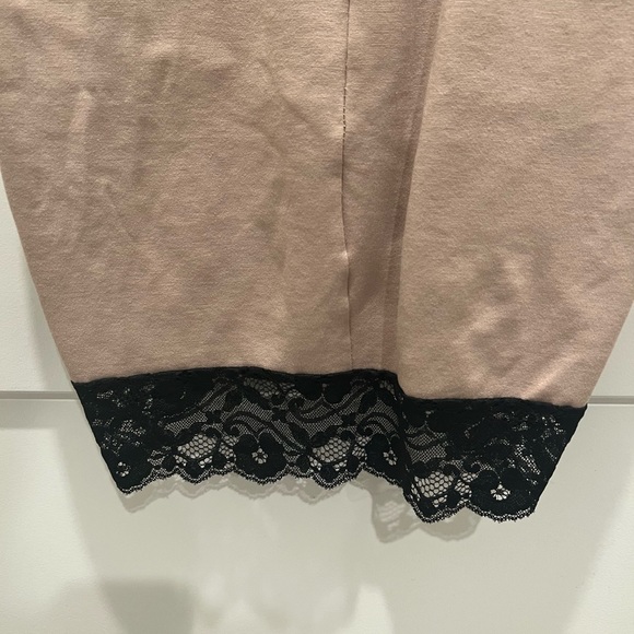 Tight lace body con dress / little black dress - Picture 7 of 7